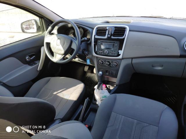 Logan 1.6 8v 2015 completo com GNV - Foto 8