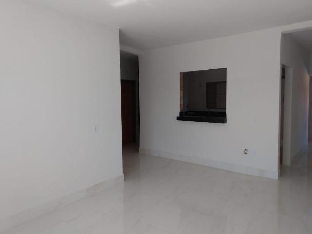 Apartamento 03 qtos suíte 02 garagens Jd. Colorado