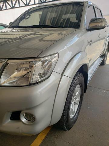 Vendo Hilux 2013 FLEX AUTOMÁTICA 4x4 - Foto 4