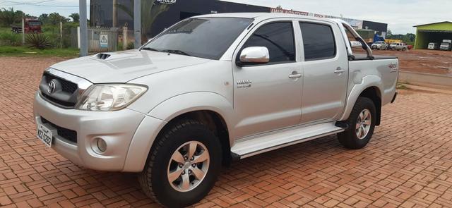 Toyota Hilux R$71.000,00 - Foto 2