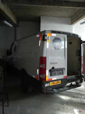 Iveco dailly furgão 2009/10 refrigerado, vendo ou alugo - Foto 2