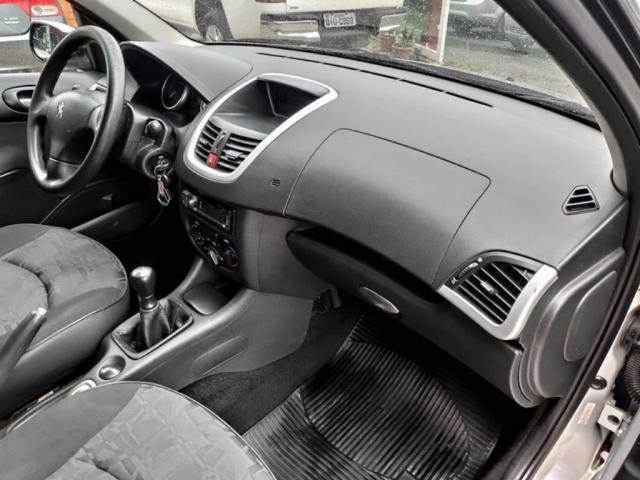 Peugeot 207 Sedan PASSION XR 1.4 2011 COMPLETO (FINANCIA TOTAL) - Foto 11