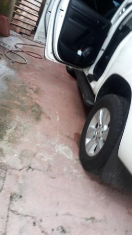 Hilux 2.8 manual 4 x 4 passo - Foto 4