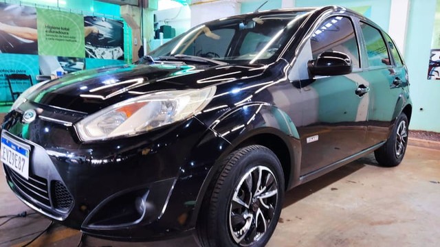 FIESTA 1.6 FLEX 4P COMPLETO
