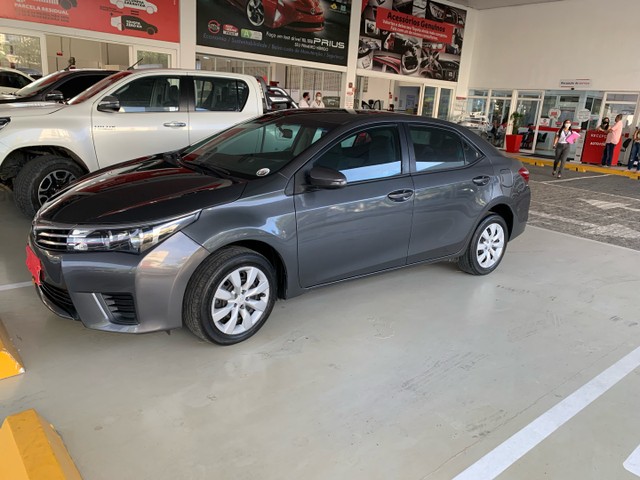 TOYOTA COROLLA AUTOMÁTICO