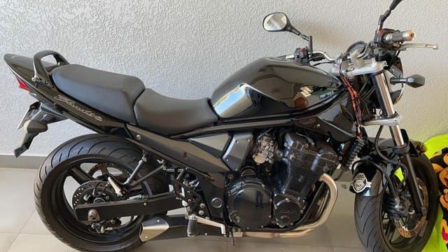 SUZUKI BANDIT TOP NA REGIÃO 019 VENDE OU TROCA POR CARRO