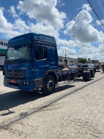 MB ATEGO 2426 CAB. LEITO