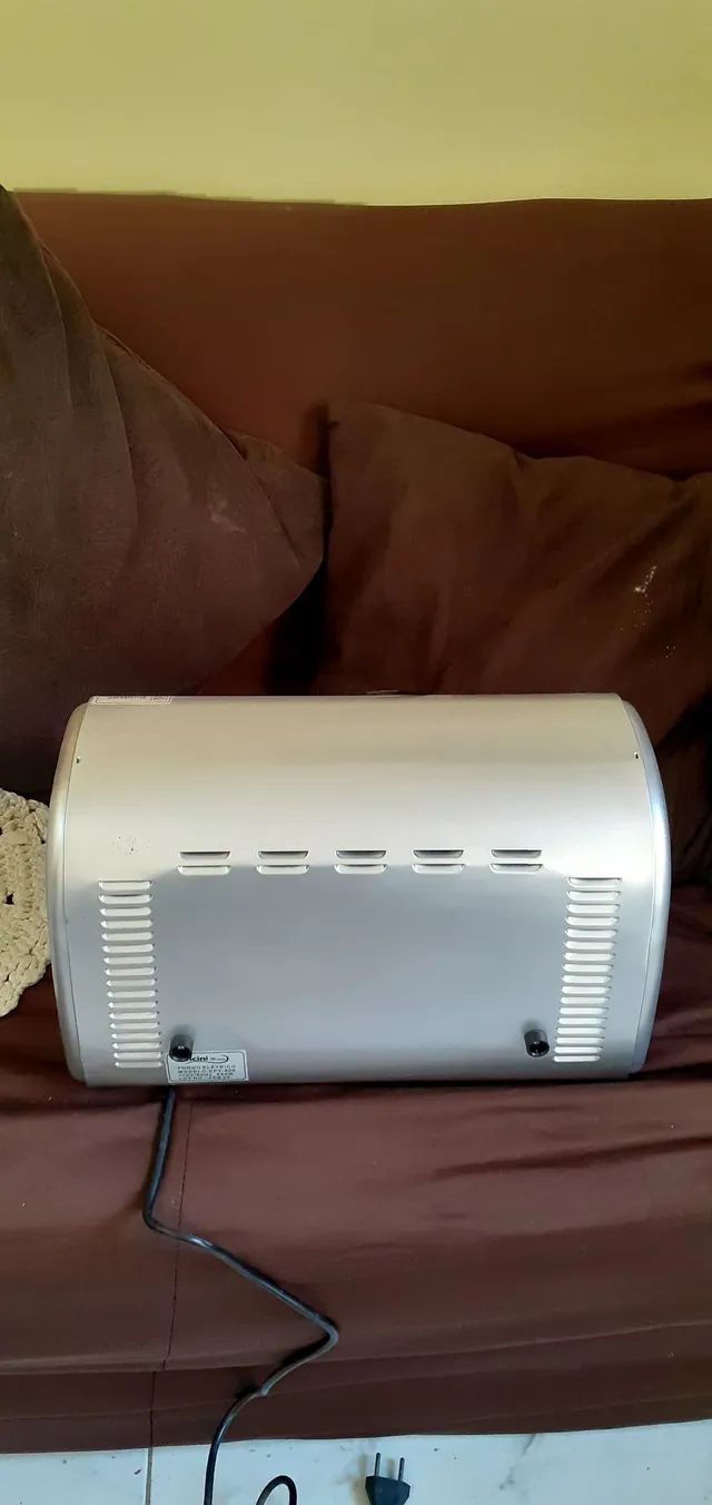Mini forno elétrico, usado, vicini, 650w, 6l, 127v, con.0,65w.  - Foto 3