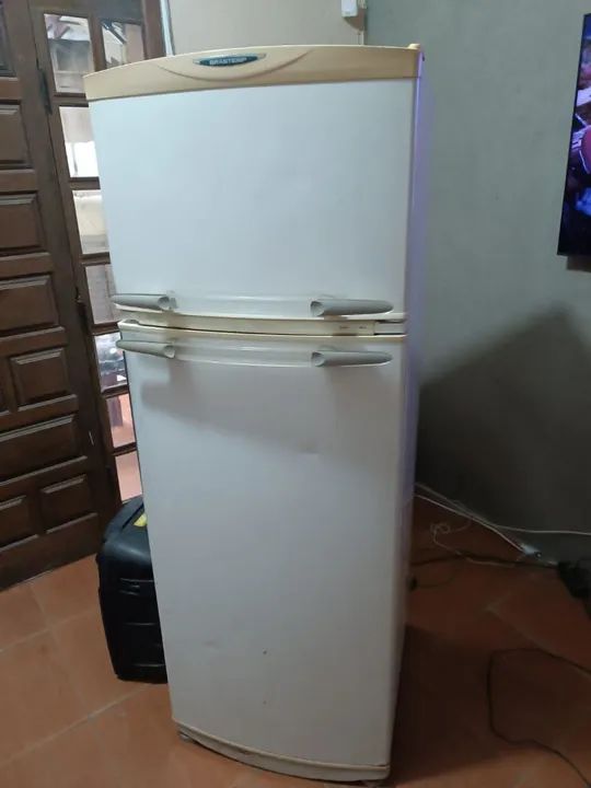 Geladeira duplex Brastemp 360L - Foto 6