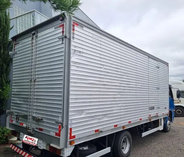 MB ACCELO 815 / 2014  - Foto 5