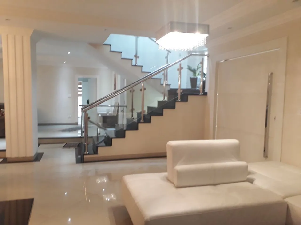 Sobrado à venda com 400m², com 3 suítes City Bussocaba - Osasco
