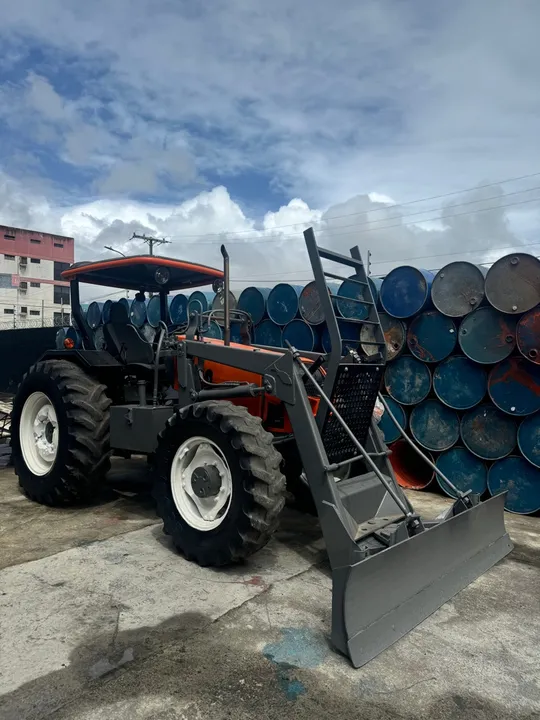 TRATOR VALTRA A850 2011 4x4 TRAÇADO