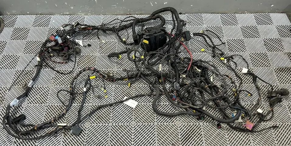 Chicote Do Motor C Caixa De Fusivel Fiat Doblo 1.8 E-torq 17