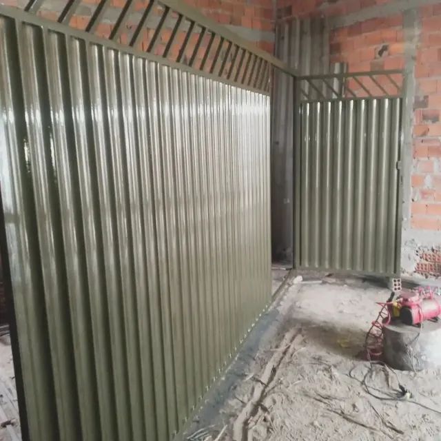 PORTÃO PARA GARAGEM GRANDE METALON E CHAPA ANDULADA GALVANIZADO METALÚRGICA JG 