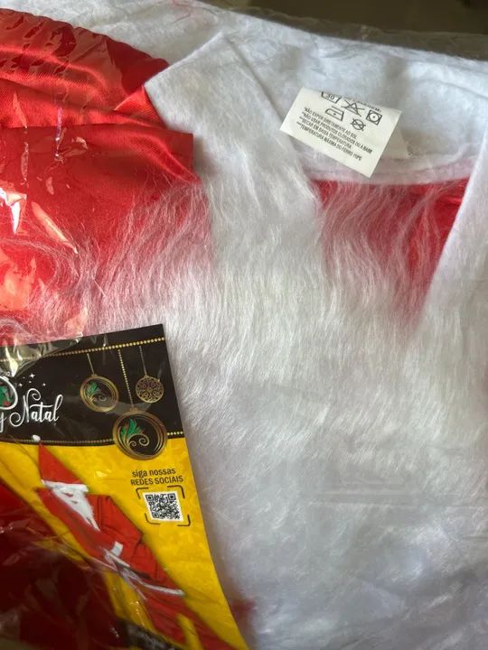 Fantasia Papai Noel - Adulto em cetim acompanha Barba  - Foto 4