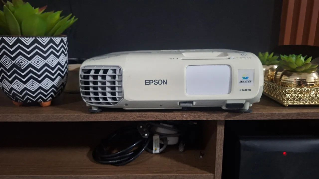 Projetor Epson Powerlite Lumens S27 
