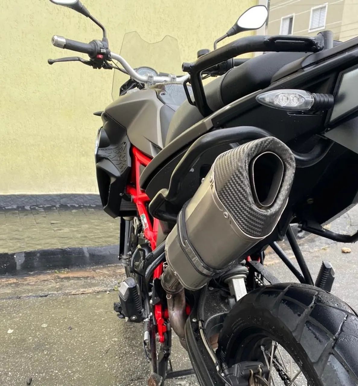 BMW F 800 modelo GS ADV km 18.000 - Foto 2