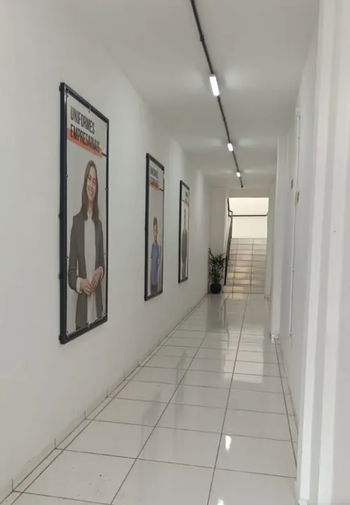 LOJAS (SALAS) COMERCIAIS PARA LOCAÇÃO ANUAL