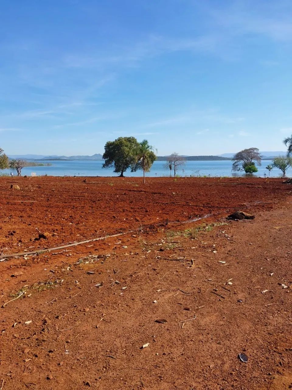 Fazenda na Serra da Mesa - 48.400 m² com casas, poço e energia - Niquelândia GO