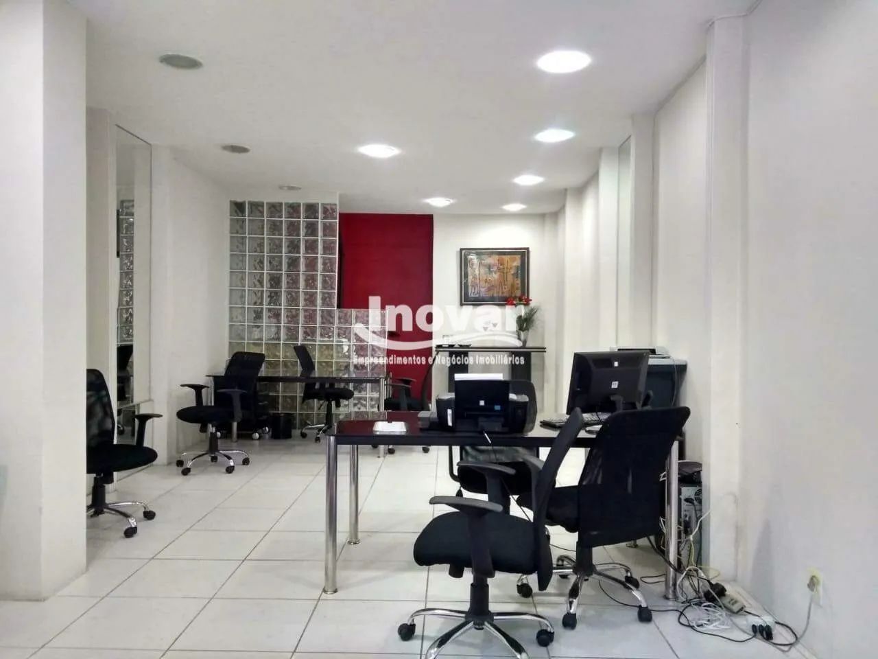 VENDA DE LOJA COMERCIAL  TOTALMENTE MOBILIADA E PRONTA PARA USO! PRÓXIMO AO COLEGIO BERNOU - Foto 5