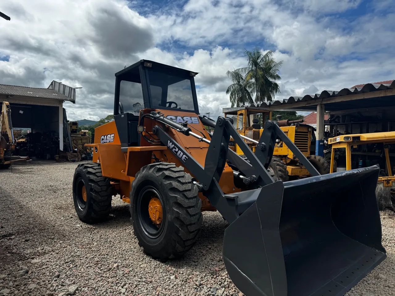 Pá carregadeira case W20E  - Foto 4