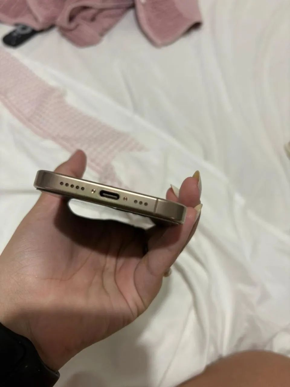 vendo iphone 16 pro  - Foto 4