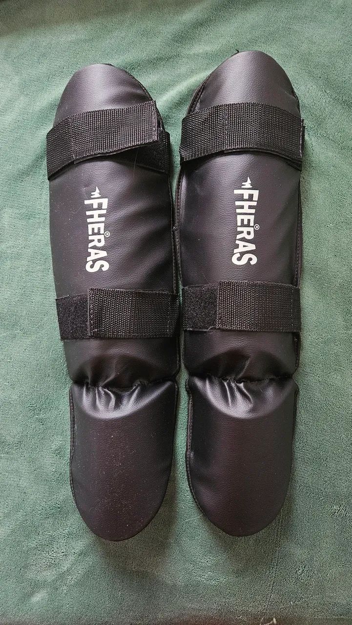 kit muay thai (luvas+caneleira+aparador+colete) - Foto 4