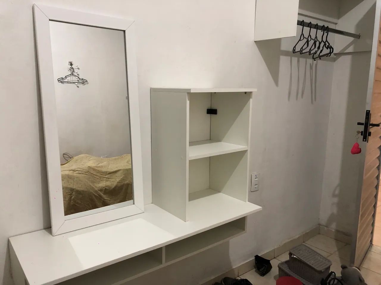 Vendo escrivaninha/penteadeira  - Foto 4