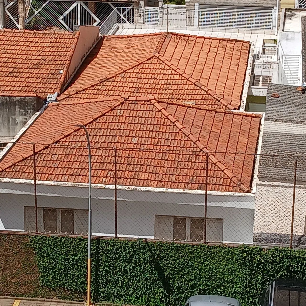 Fundação e Estrutura - Telhado de telhas