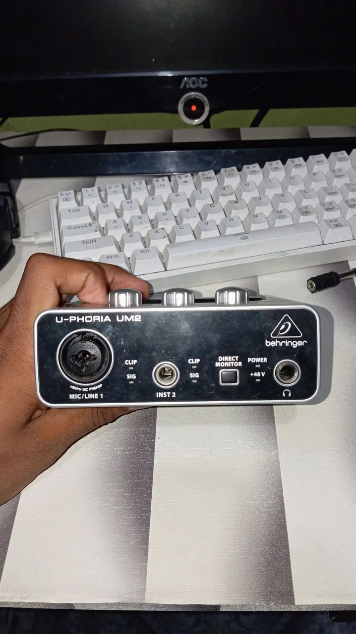 Interface de Áudio U-Phoria UM2 - Foto 4