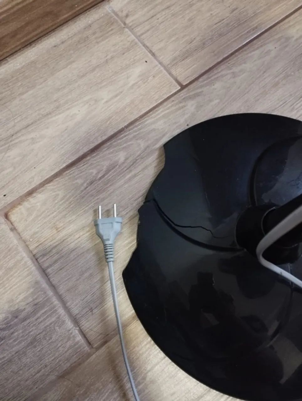 Ventilador Britânia Coluna Mega Turbo 30 - 220V - Usado e Funcionando - Foto 4