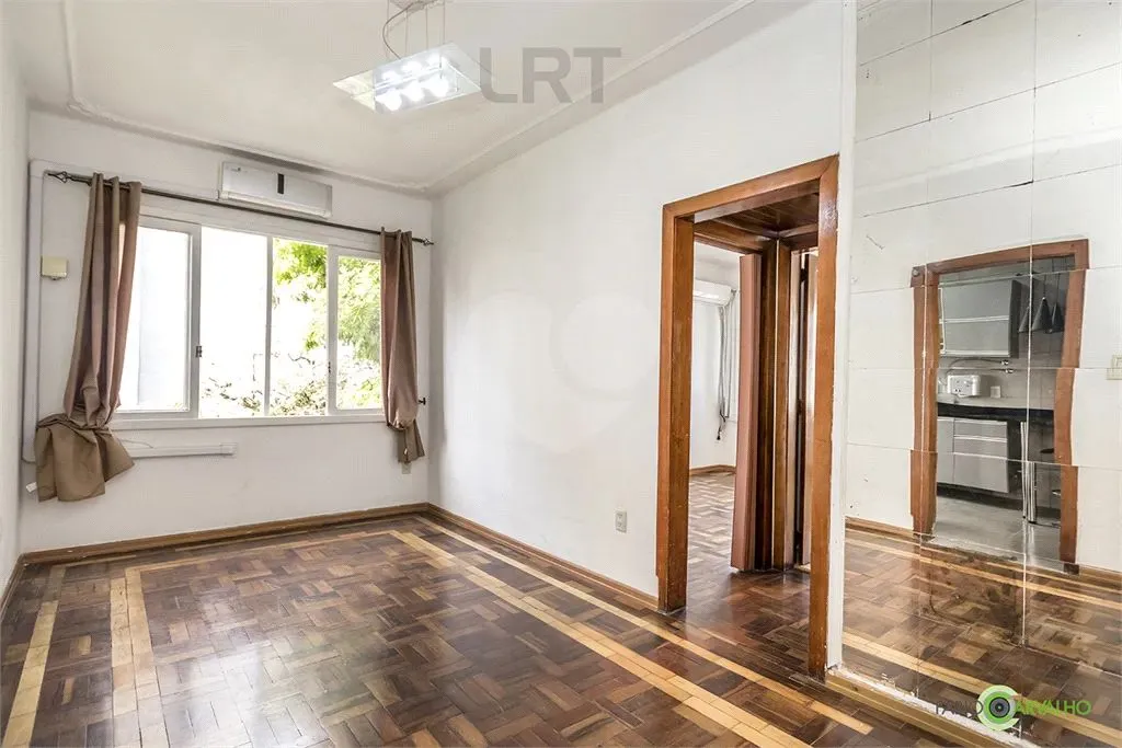 Apartamento com 2 quartos à venda em Menino Deus - RS