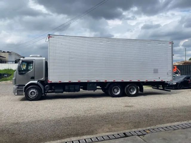 VOLVO VM 260 6X2 2010 BAÚ MOTOR FEITO - Foto 5