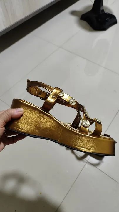 Sandália Bronze nova - Foto 2