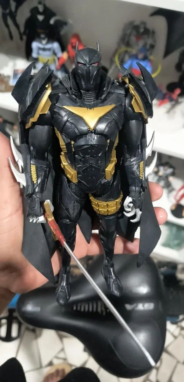 Action Figure Batman - Armored
