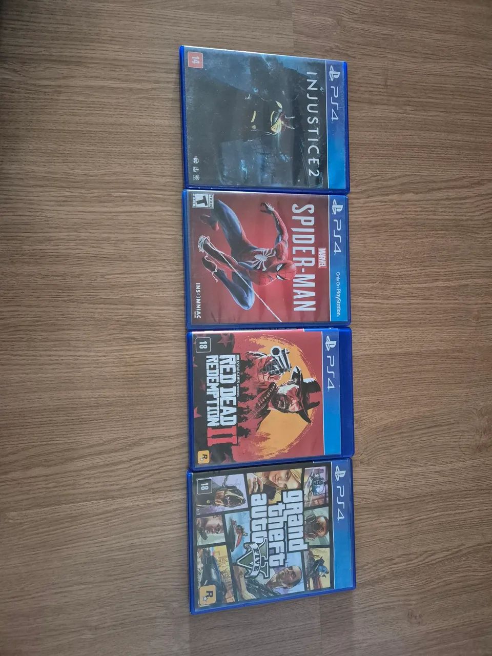 PS4 Slim 500GB com 3 controles e 4 jogos  - Foto 2