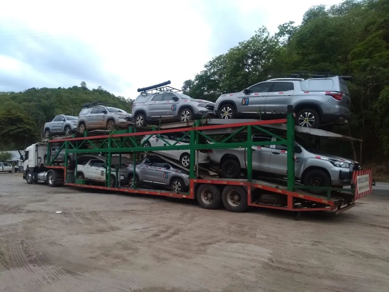 Carreta cegonha e cavalinho Scania  - Foto 2