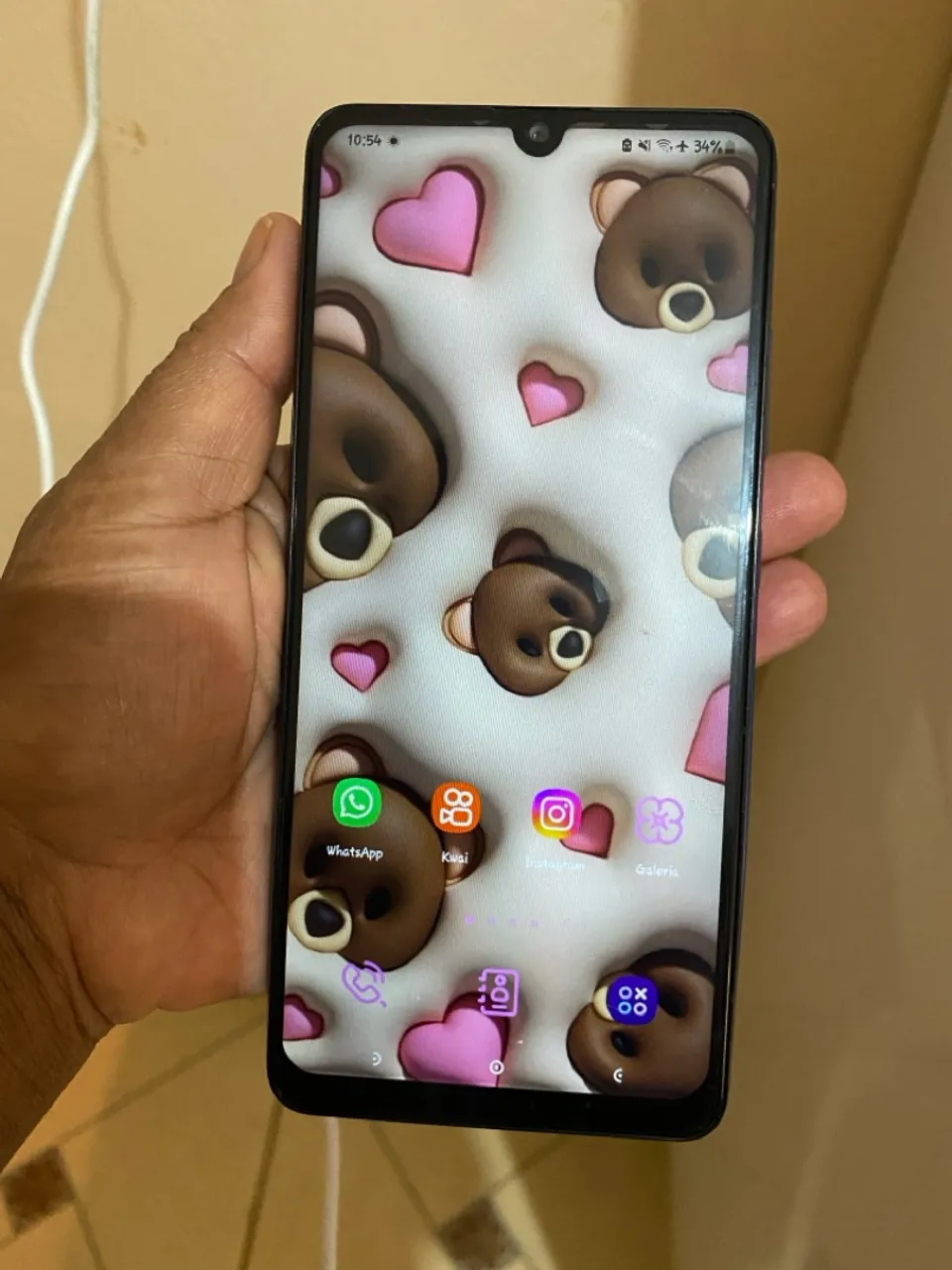 Vendo esse telefone muito conservado