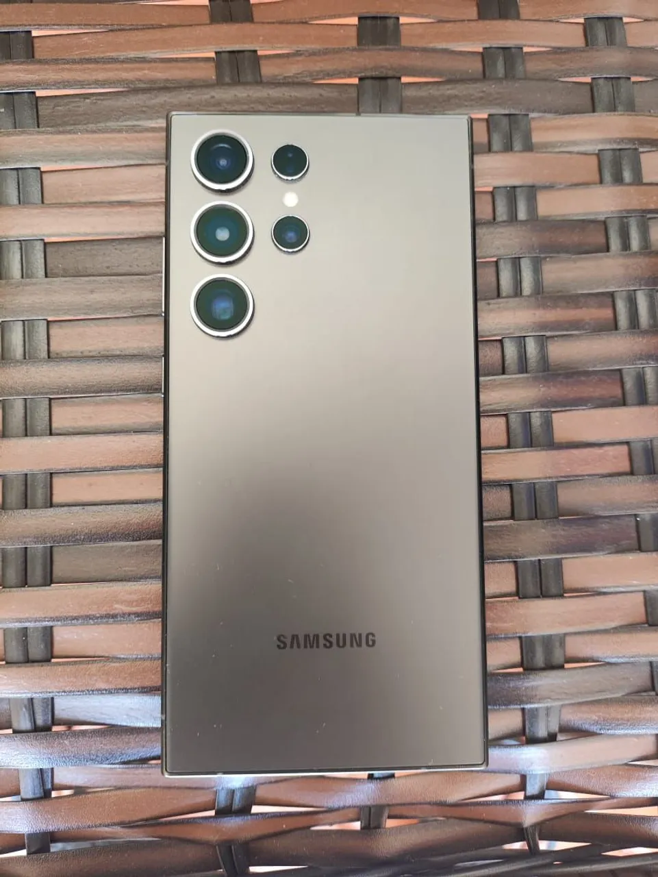 Samsung Galaxy S24 Ultra - Usado em Perfeitas Condições
