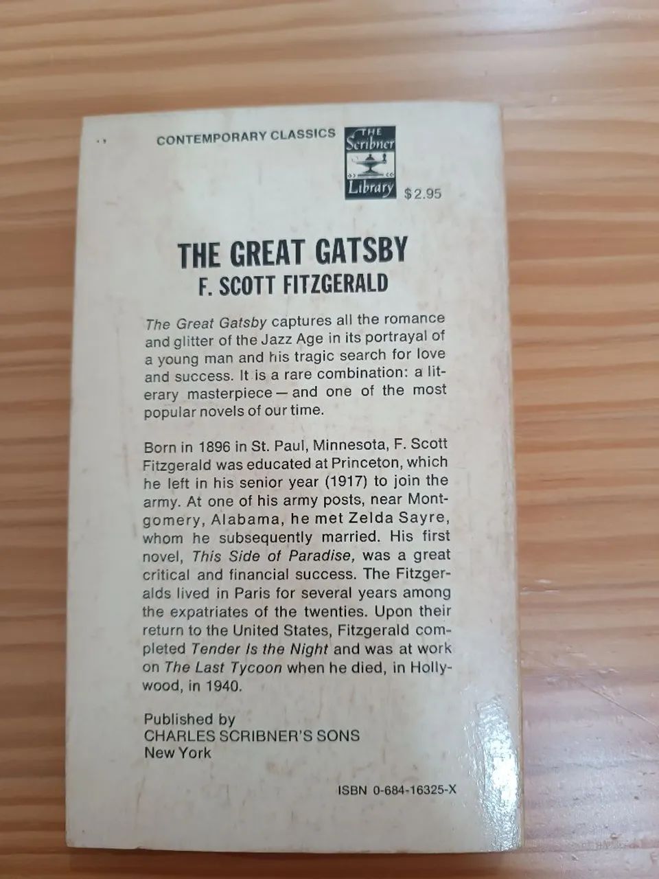 The Great Gatsby versão inglês  - Foto 2