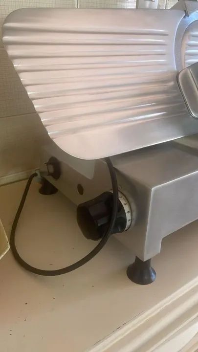 Máquina de Cortar Frios Industrial - Foto 2