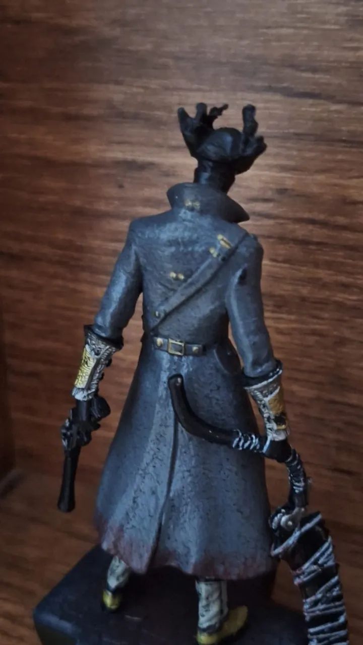 Action Figure Caçador Bloodborne - Alta Qualidade - Foto 4