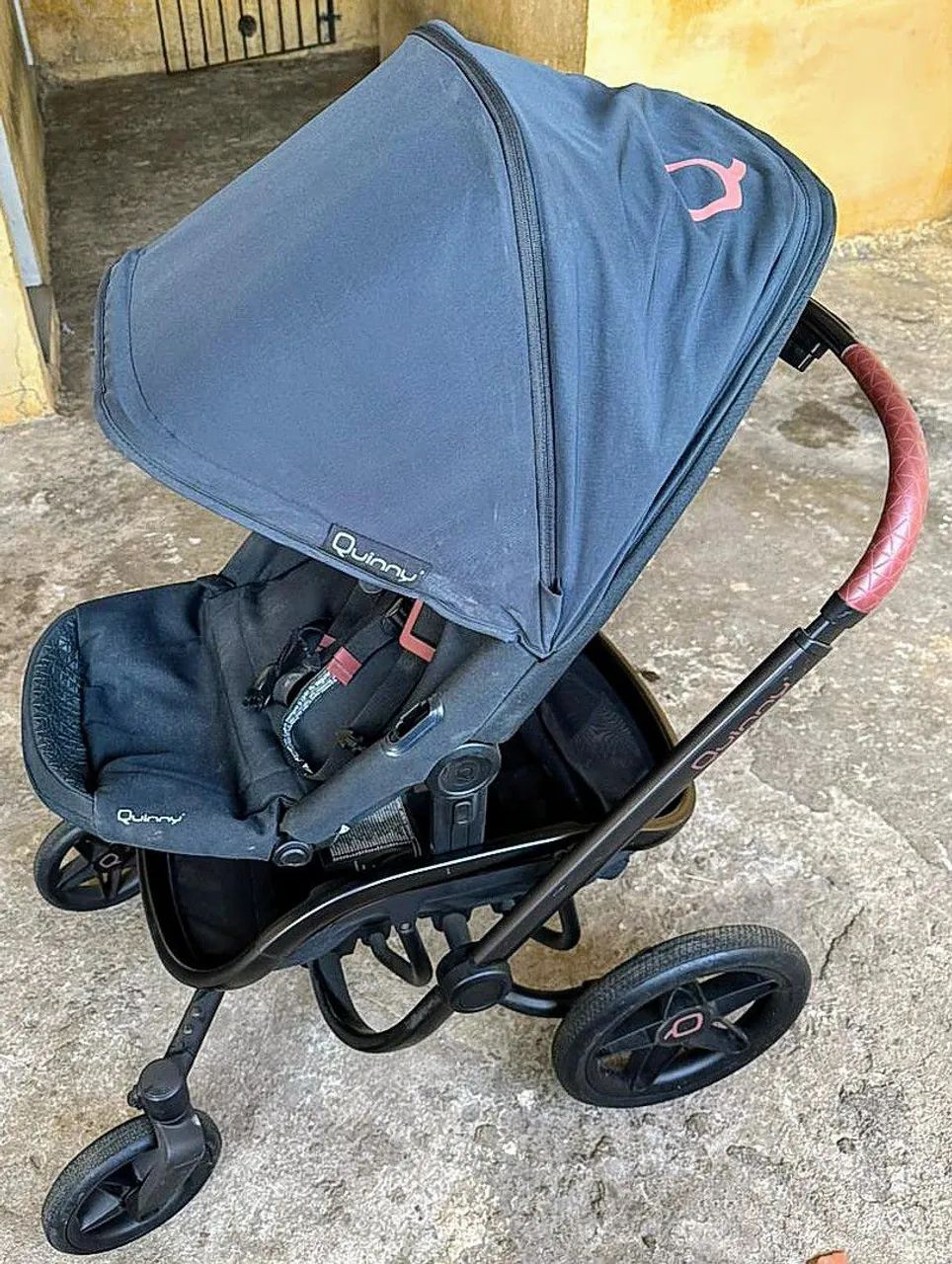 Carrinho de Beb ê VNC QUINNY - Foto 2