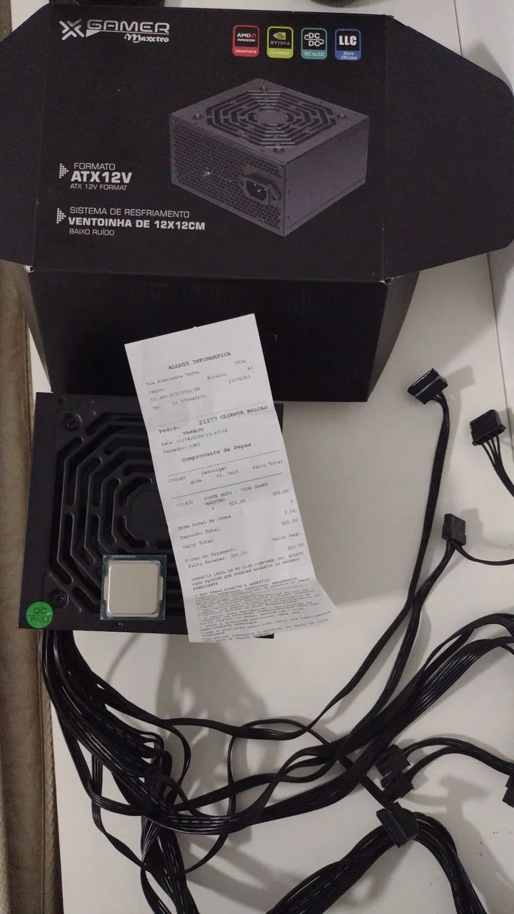 Fonte de 750w marca (GAMER ) e processador i7 de 4°geração tudo em perfeito estado.