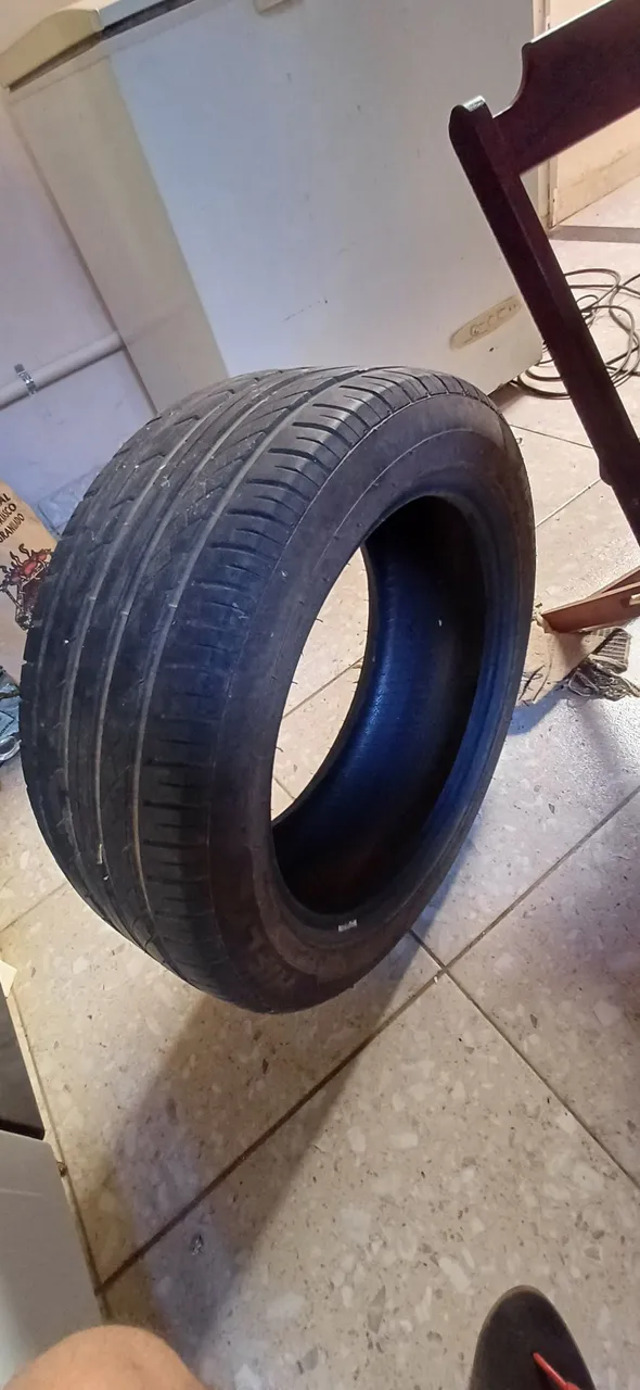 Pneu para carro