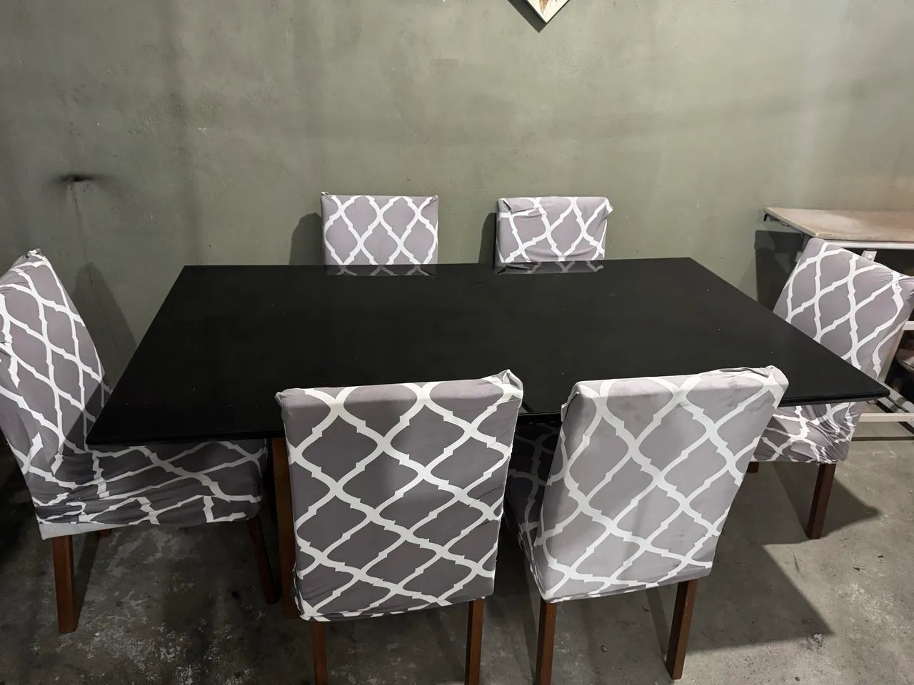 Mesa com 6 cadeiras 64302123609987122