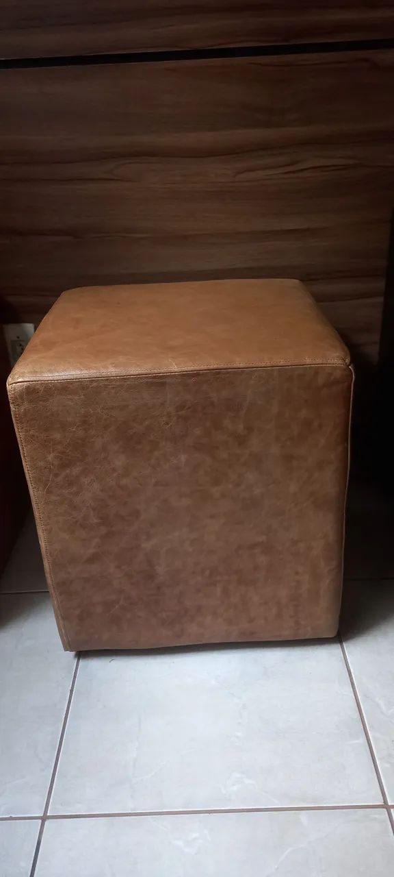 Puff de Couro Marrom - Foto 2