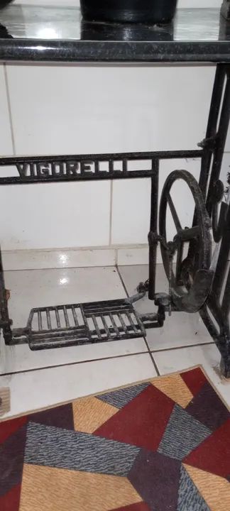 Antiguidade- Panela de Ferro (decoração) - Foto 2