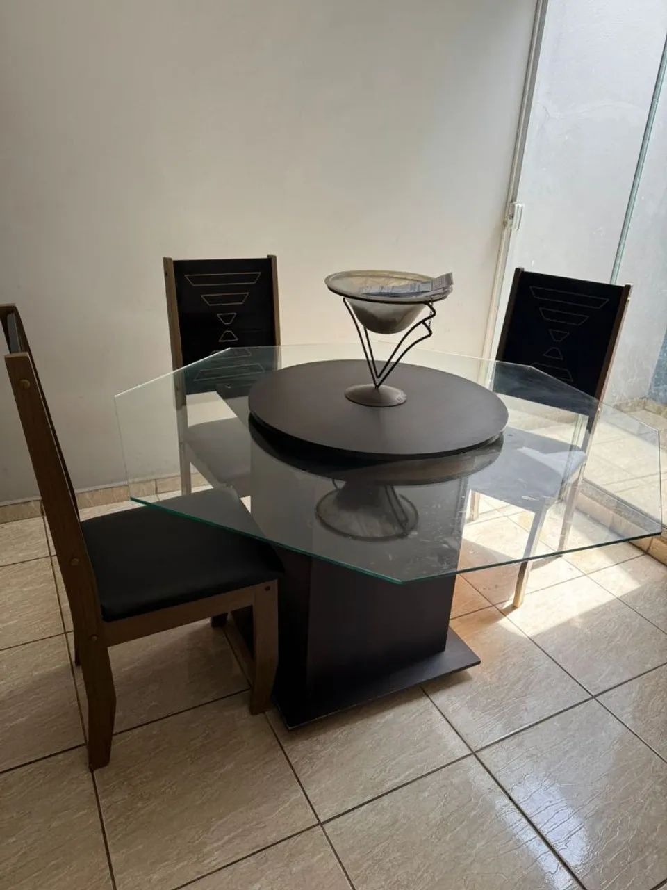 Mesa de jantar + 3 cadeiras 64187453747075120