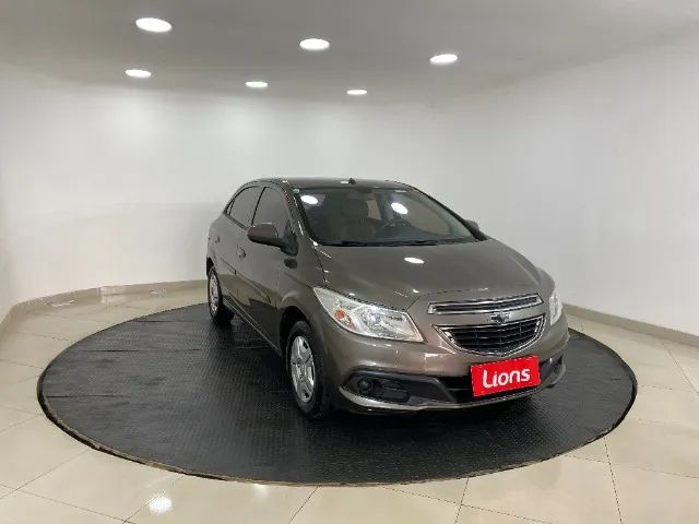 Chevrolet Onix 2014 1.0 LT com GNV - Foto 4